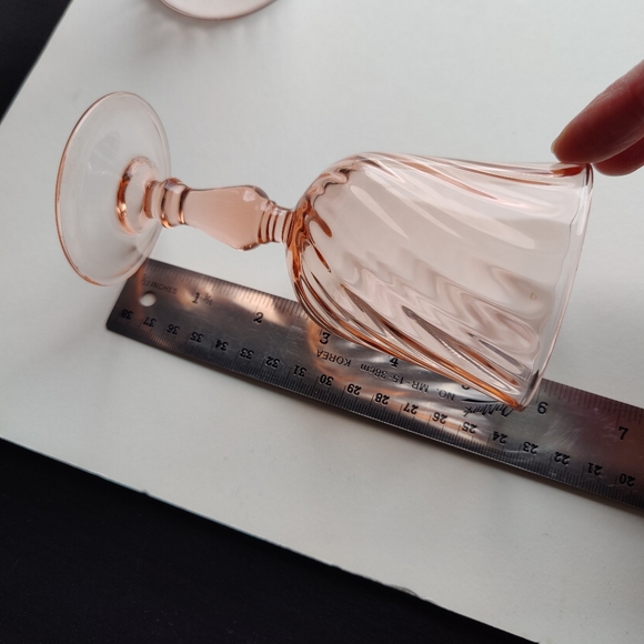 2 vintage wine 🍷 glasses | Rosaline Pink Swirl 🍥🩷 | Cristal D'arques - Durand - Picture 7 of 10